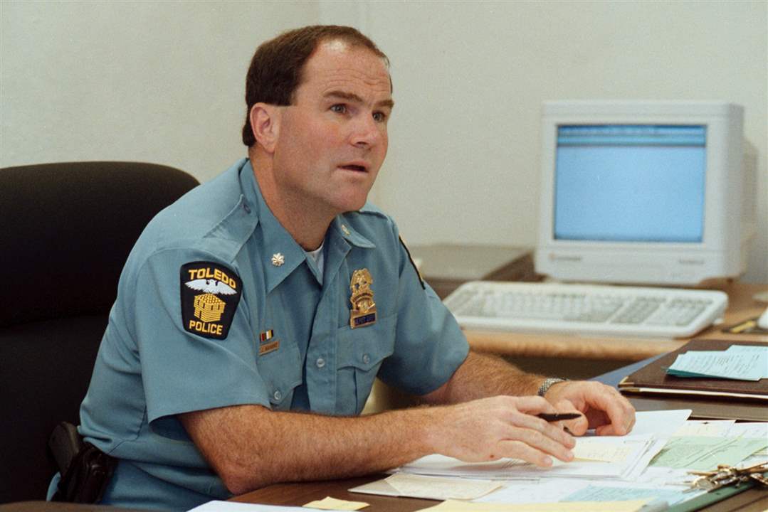 Chief-Navarre-acting-chief-1998