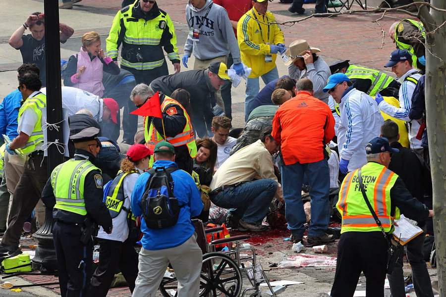 Boston-Marathon-Explosions-aid