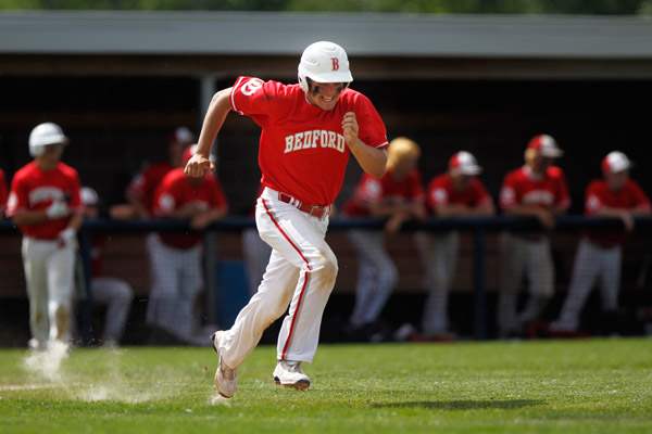 Bedford-senior-Jakob-Letson-sprints-to-first-but-is-forced-out-against-Belleville