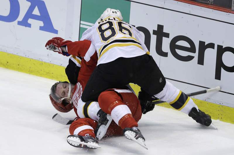 Bruins-Red-Wings-Hockey-17