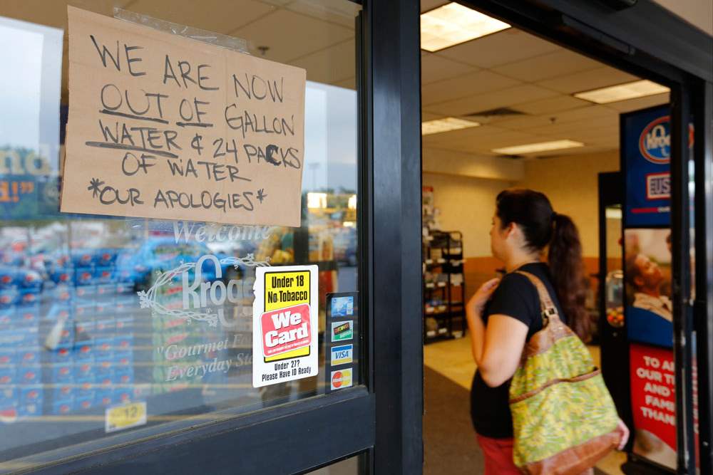 CTY-waterA-sign-is-posted-at-Krogers-at-Monroe-and-Secor