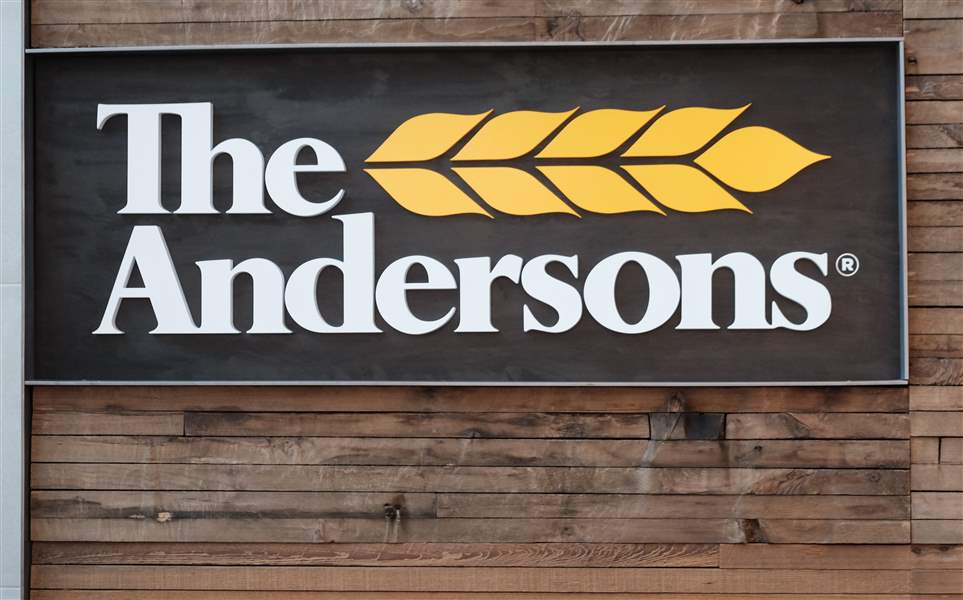 BIZ-andersons04-LOBBY-SIGN-THE-ANDERSONS-NEW-HQ