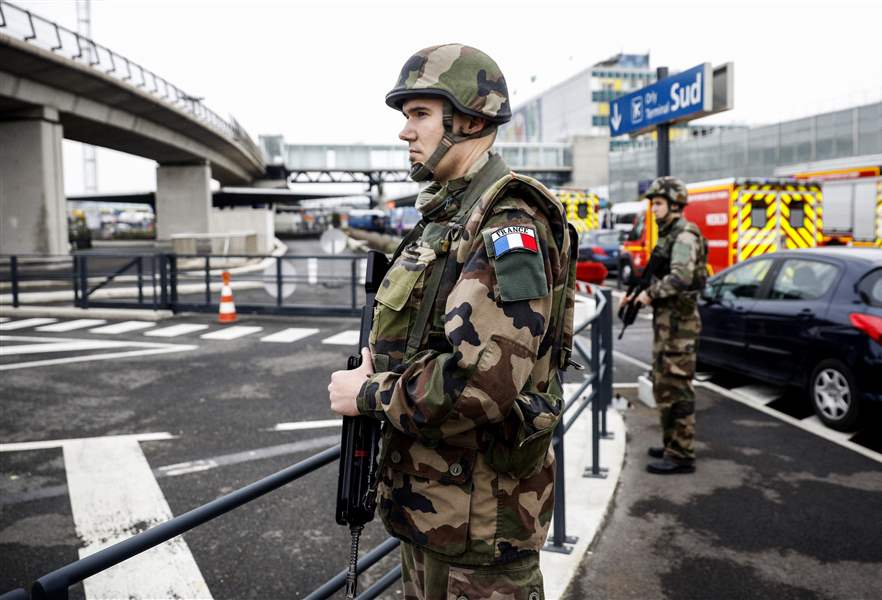 France-Airport-Shooting-9