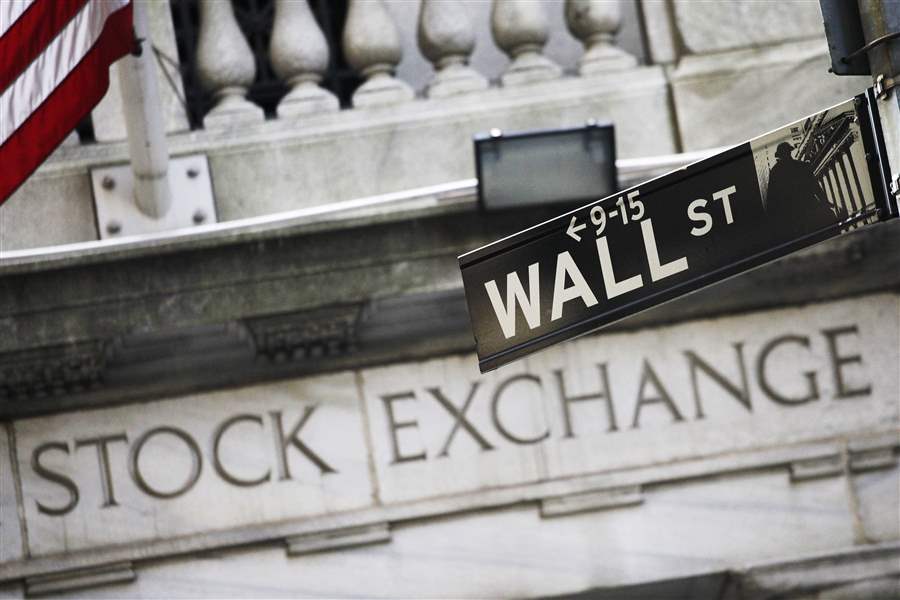 Financial-Markets-Wall-Street-1365