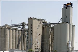 The grain portion of the business was the one bright spot, as ethanol, rail and plant nutrients segments suffered disruptions.