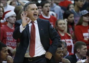 Ohio State head coach Chris Holtmann shouts to his team during the first half of Monday's game. The Buckeyes started the Big Ten season with back-to-back victories.