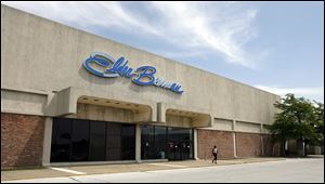 The Elder-Beerman at the Woodville Mall in Northwood before its closing in 2009. Bon-Ton has announced it will close 42 more stores, including businesses in Defiance and Adrian.