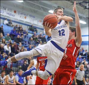 Anthony Wayne's Josh Boyer, shown in a game earlier this season, had 16 points in a win over Bowling Green on Tuesday.