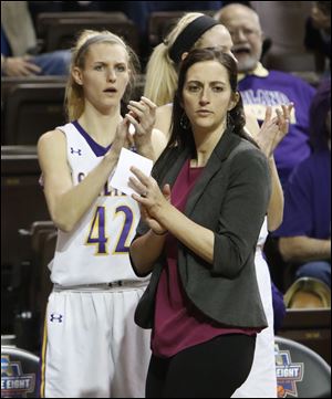 New Bowling Green women's basketball coach Robyn Fralick led Ashland University University  to a 104-3 record in three seasons as head coach.