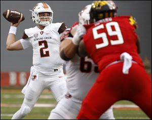 Bowling Green's Jarret Doege passes during Saturday's game against Maryland at Doyt Perry Stadium.
